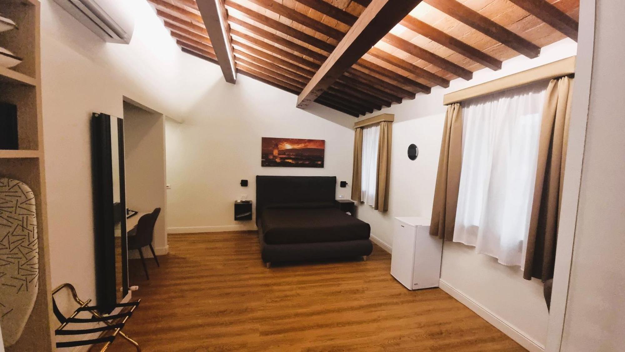 Marco'S Way Hotel ฟลอเรนซ์ ภายนอก รูปภาพ
